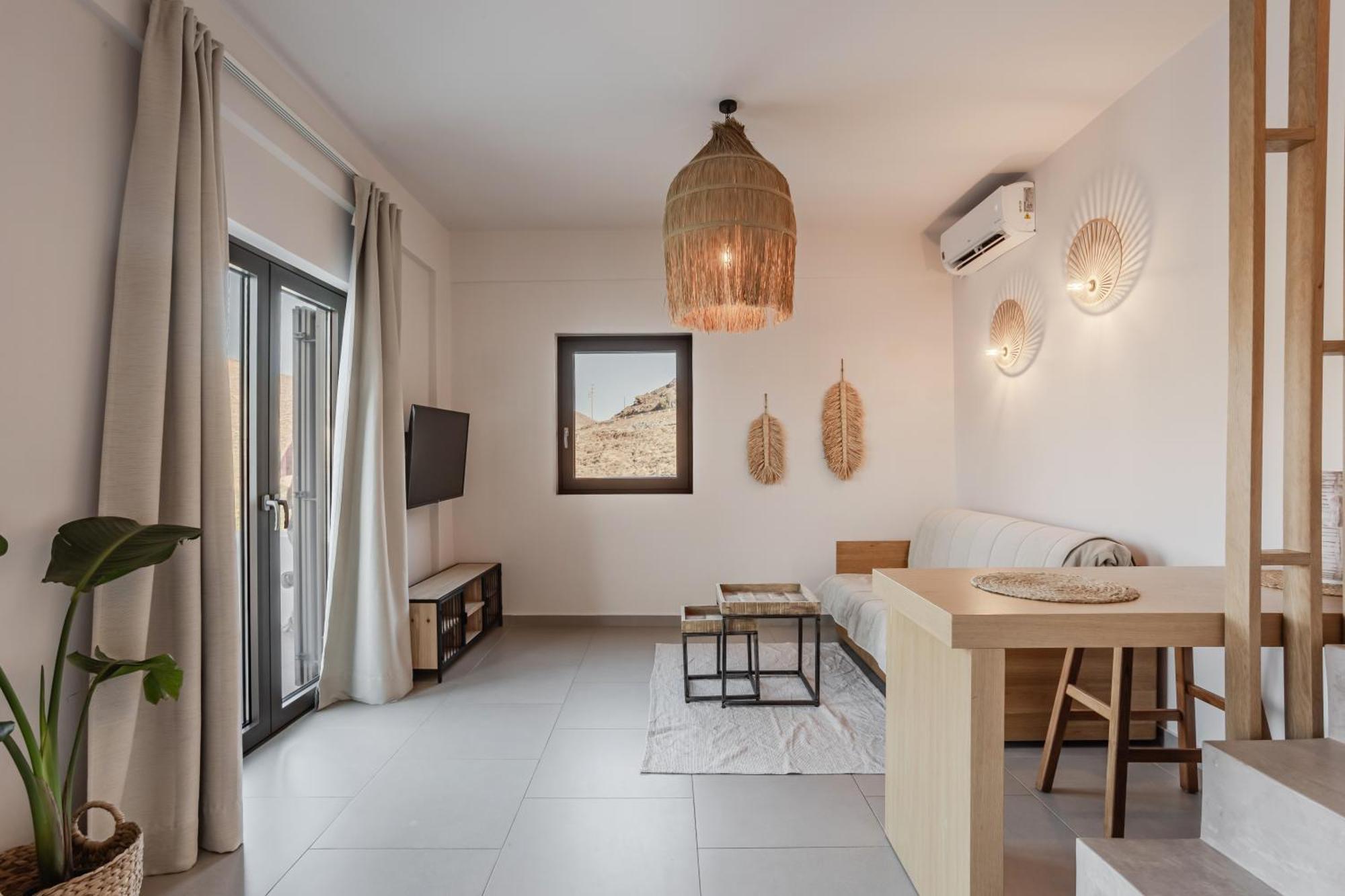 Amal Kythnos Suites Exterior foto