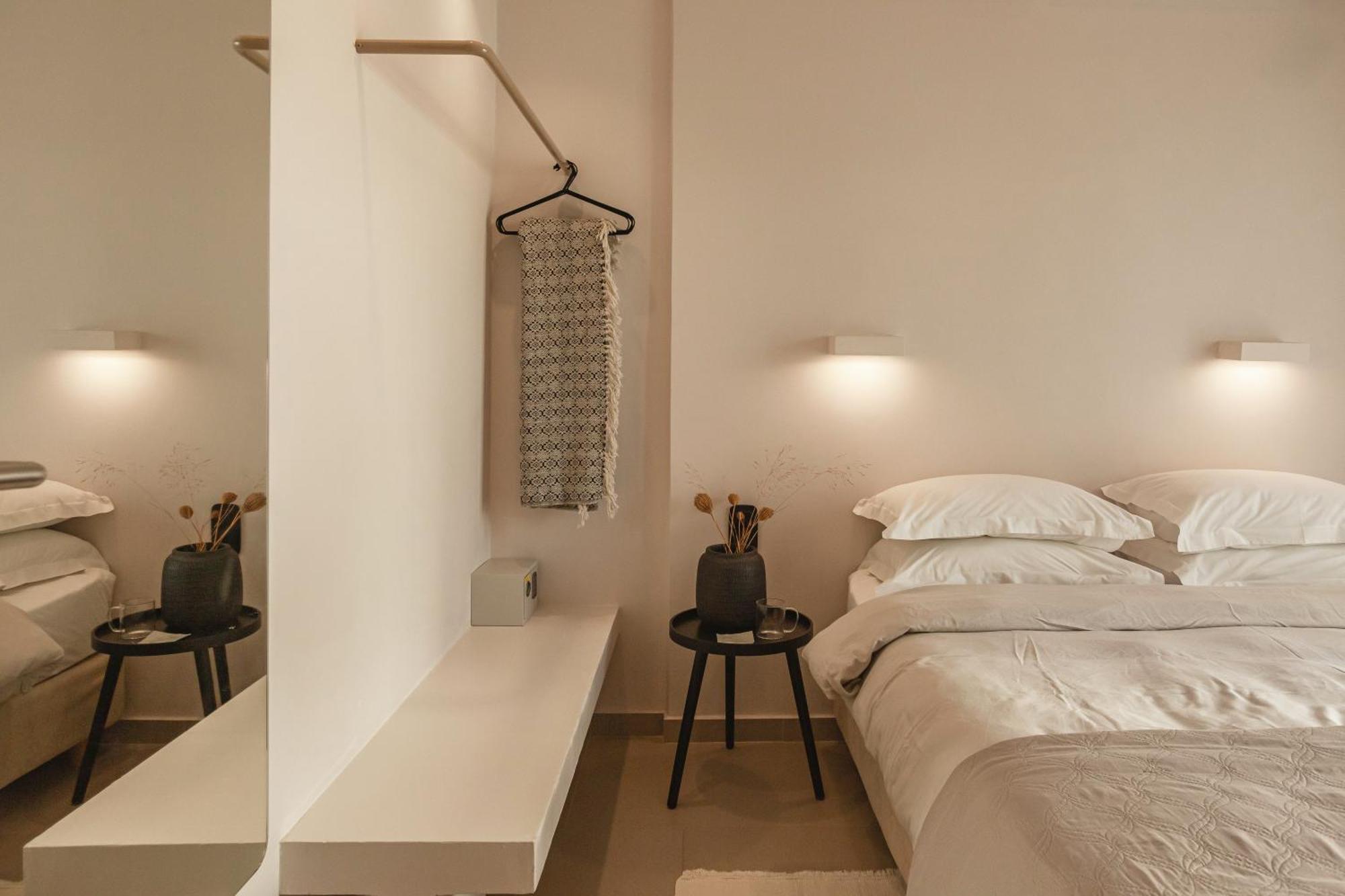 Amal Kythnos Suites Exterior foto
