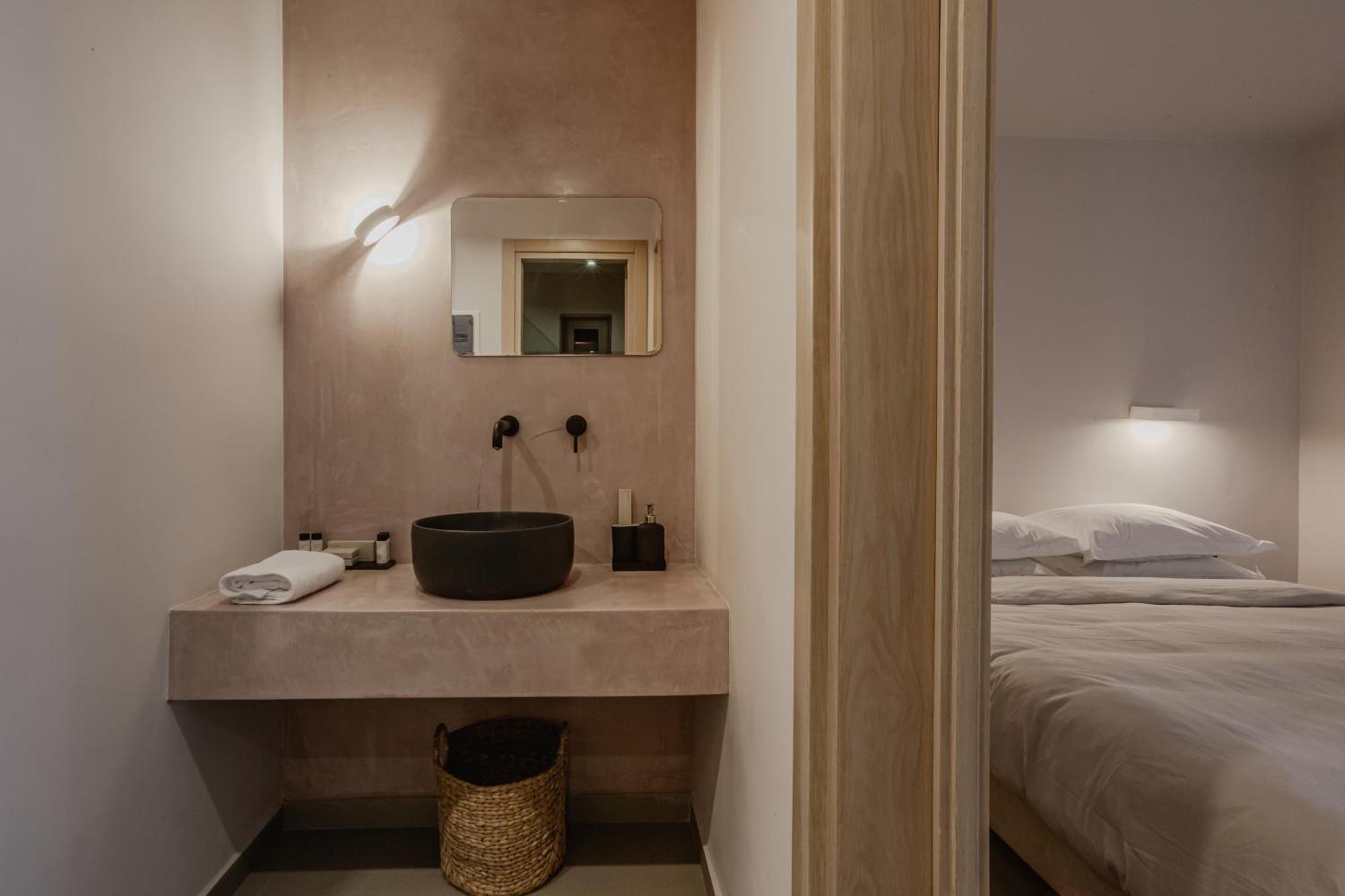Amal Kythnos Suites Exterior foto
