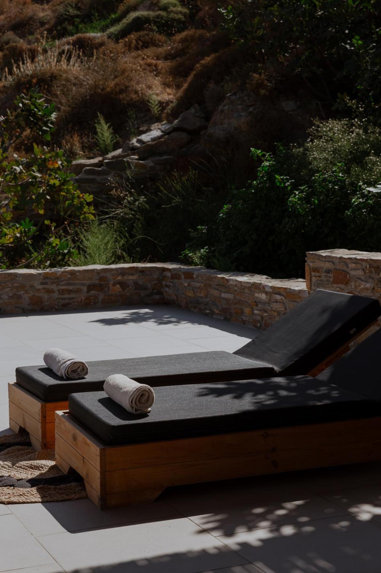 Amal Kythnos Suites Exterior foto